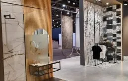 NG KÜTAHYA SERAMİK LAS VEGAS’TA GÖVDE GÖSTERİSİ YAPTI