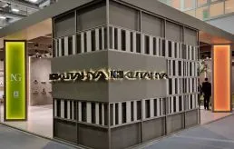 NG KÜTAHYA SERAMİK 2023 KOLEKSİYONUNU İLK KEZ CERSAIE’DE SERGİLEDİ