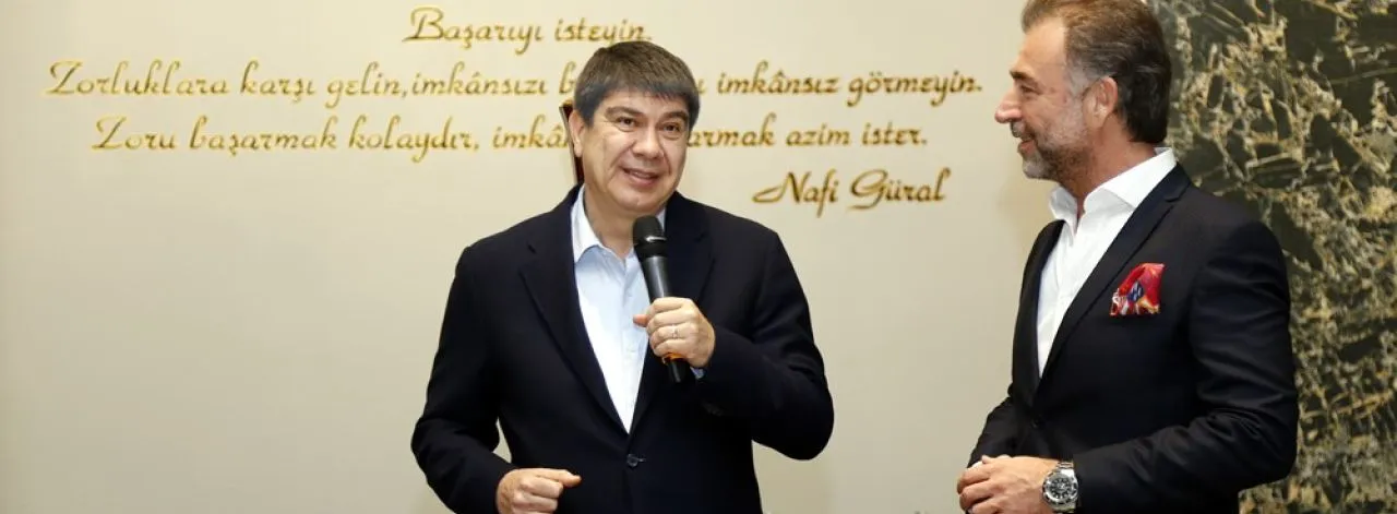 NG KÜTAHYA SERAMİK’İN 2018 KREASYONU ANTALYA’DA GÖZ DOLDURDU