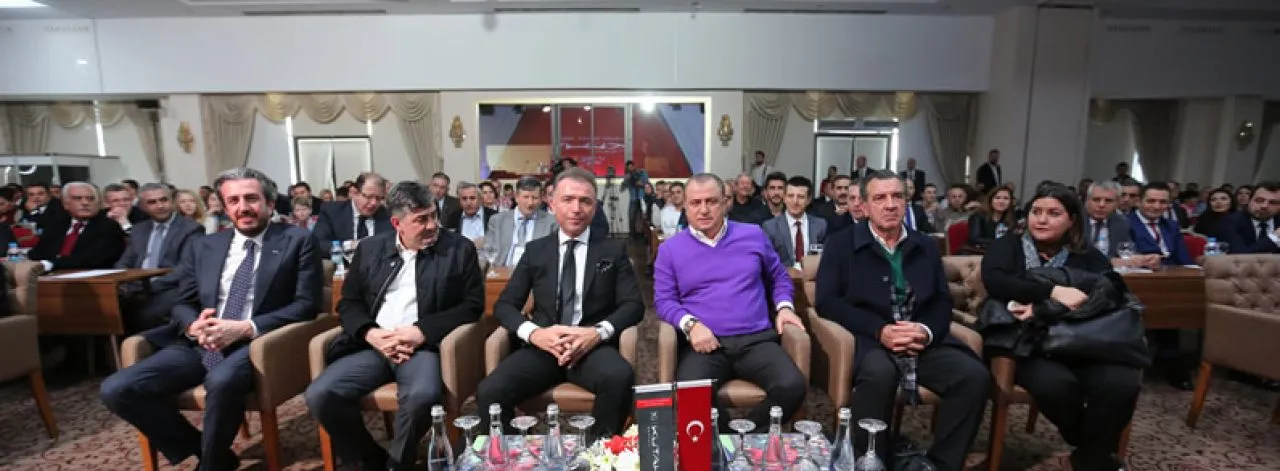 FATIH TERIM, NG KÜTAHYA SERAMIK TOPLANTISI'NIN ONUR KONUĞU OLDU