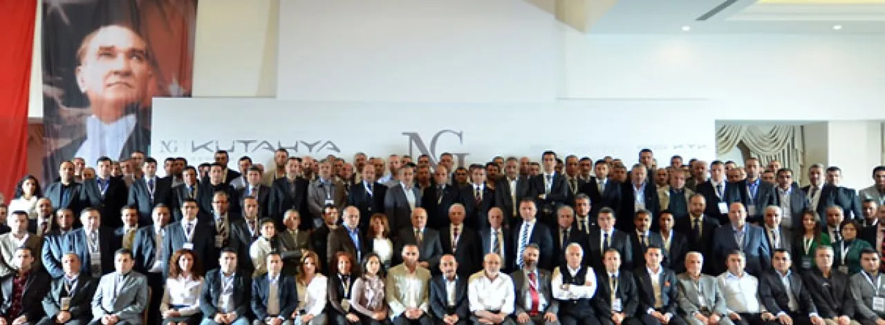 NG KÜTAHYA SERAMİK  2015 YOL HARİTASINI BAYİLERİYLE BİRLİKTE HAZIRLADI