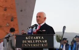 NG KURUCU BAŞKANI NAFİ GÜRAL’A FAHRİ DOKTORA ÜNVANI VERİLDİ