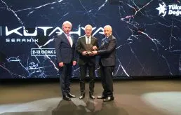 NG KÜTAHYA SERAMİK, “YÜKSELEN DEĞERLER 2025” TOPLANTISINDA BAYİLERİYLE BULUŞTU